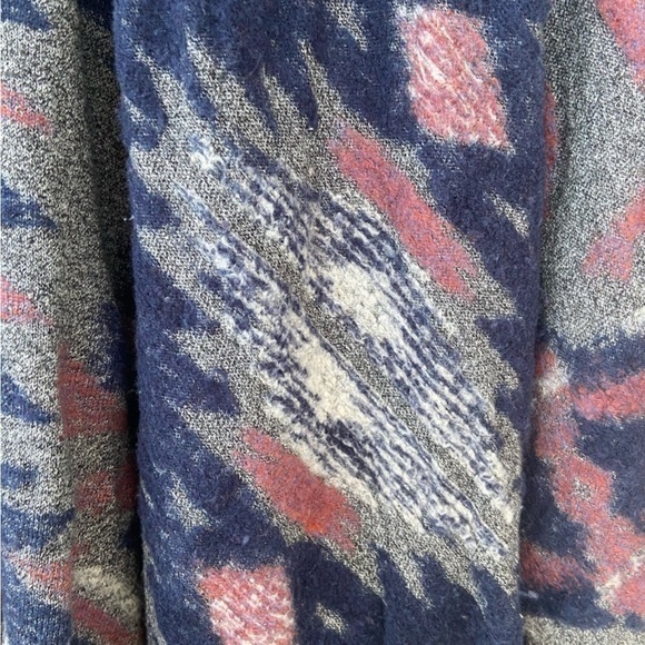 [sold] - Picture 4 of 4